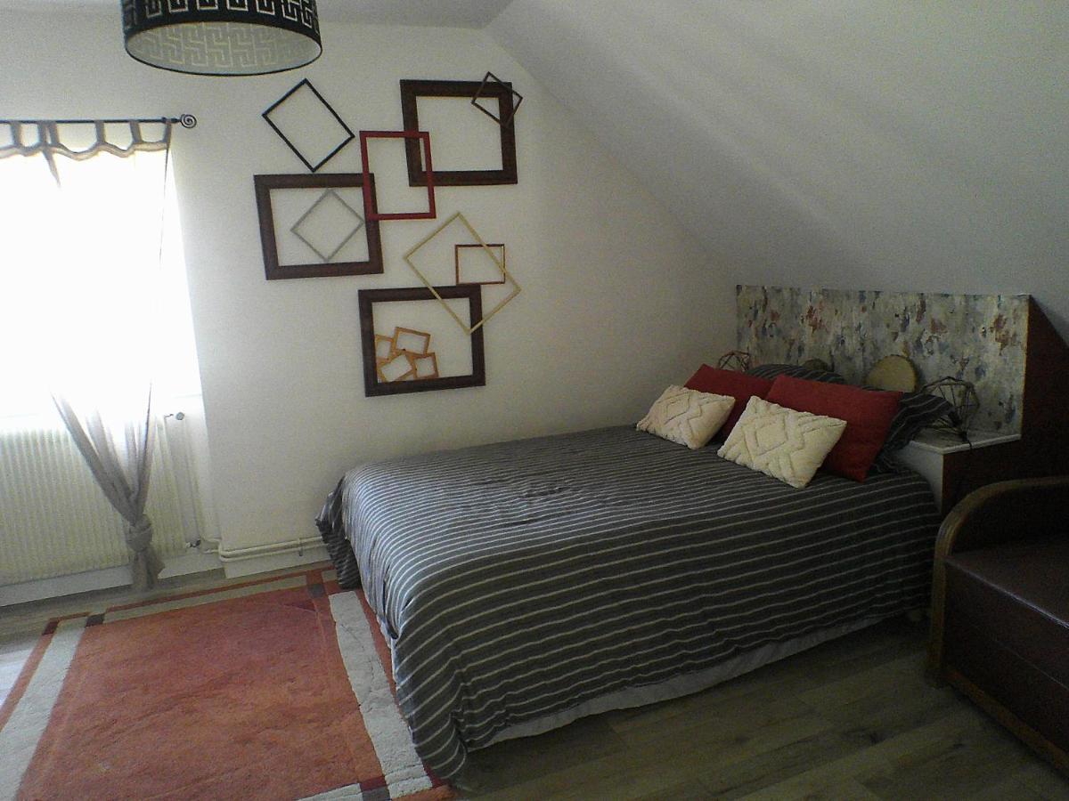 Le Clocooning Chambres D'Hotes Chez L'Habitant Billy  Екстериор снимка